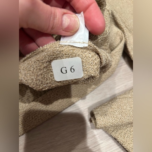 ST JOHN Women's Tan Knit Blazer / Size 4 / - Picture 12 of 12